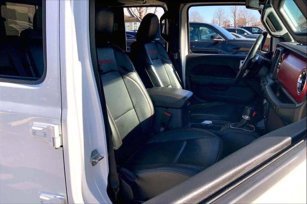 used 2022 Jeep Gladiator car, priced at $30,382