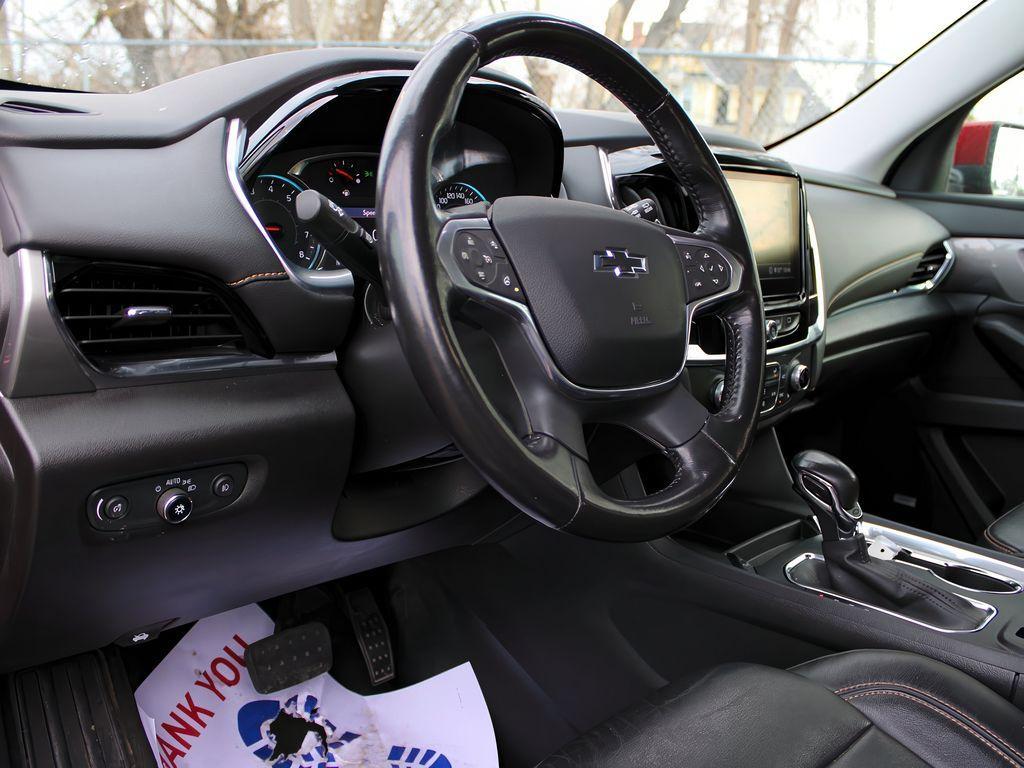 used 2021 Chevrolet Traverse car, priced at $30,999