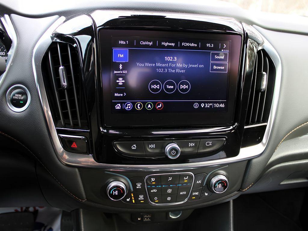 used 2021 Chevrolet Traverse car, priced at $30,999