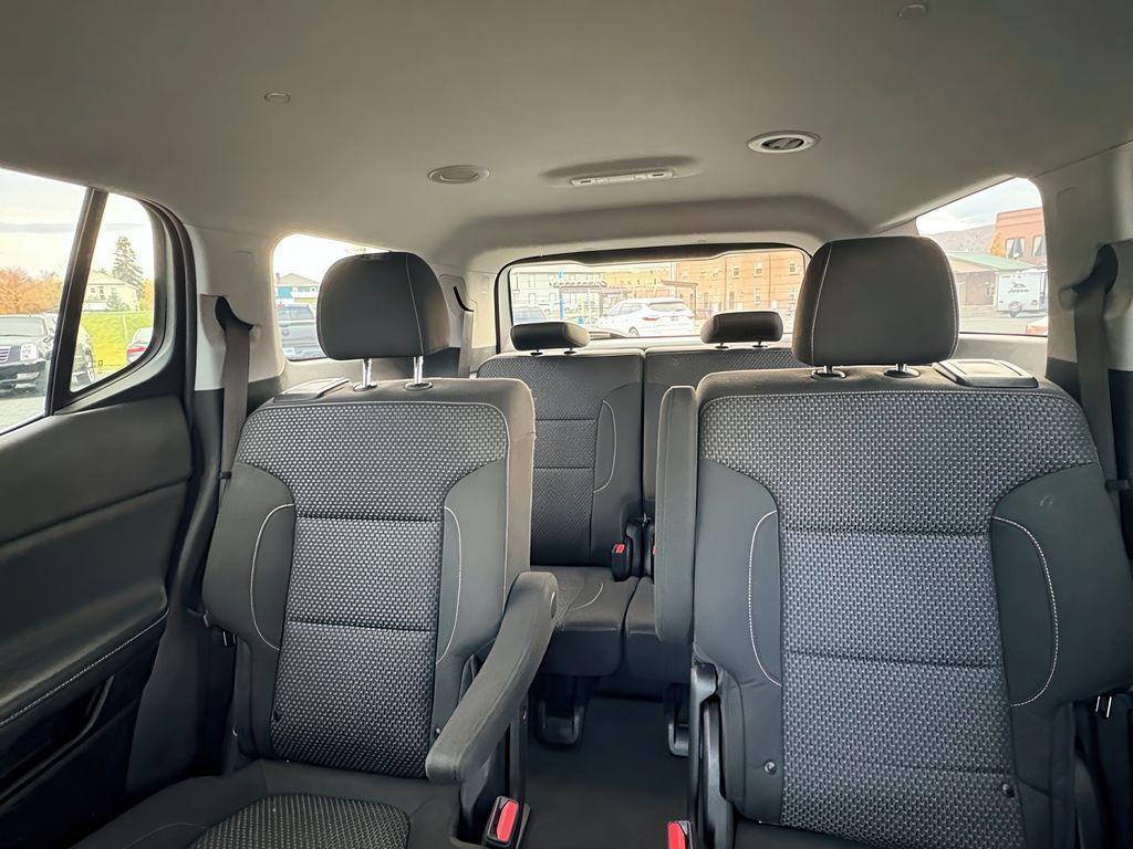 used 2023 GMC Acadia car, priced at $23,999