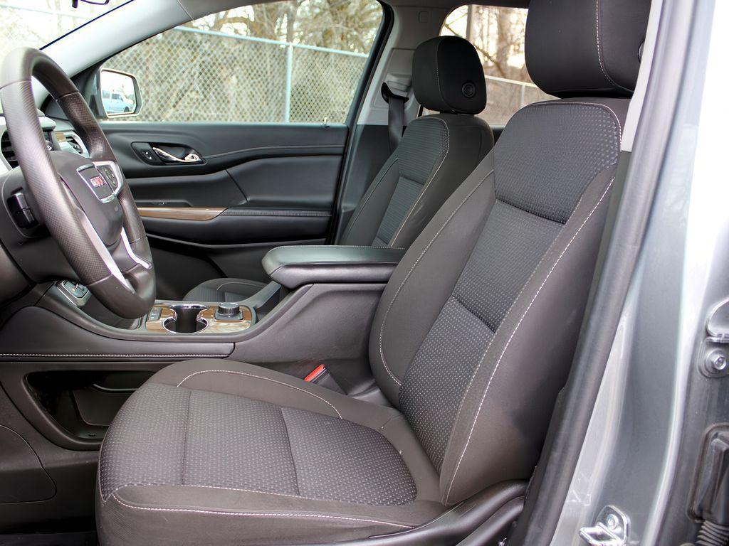 used 2023 GMC Acadia car, priced at $21,999