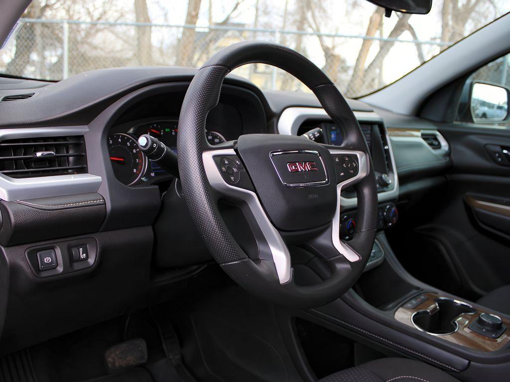 used 2023 GMC Acadia car, priced at $21,999