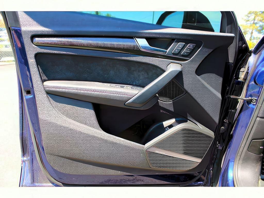 used 2020 Audi SQ5 car, priced at $25,399