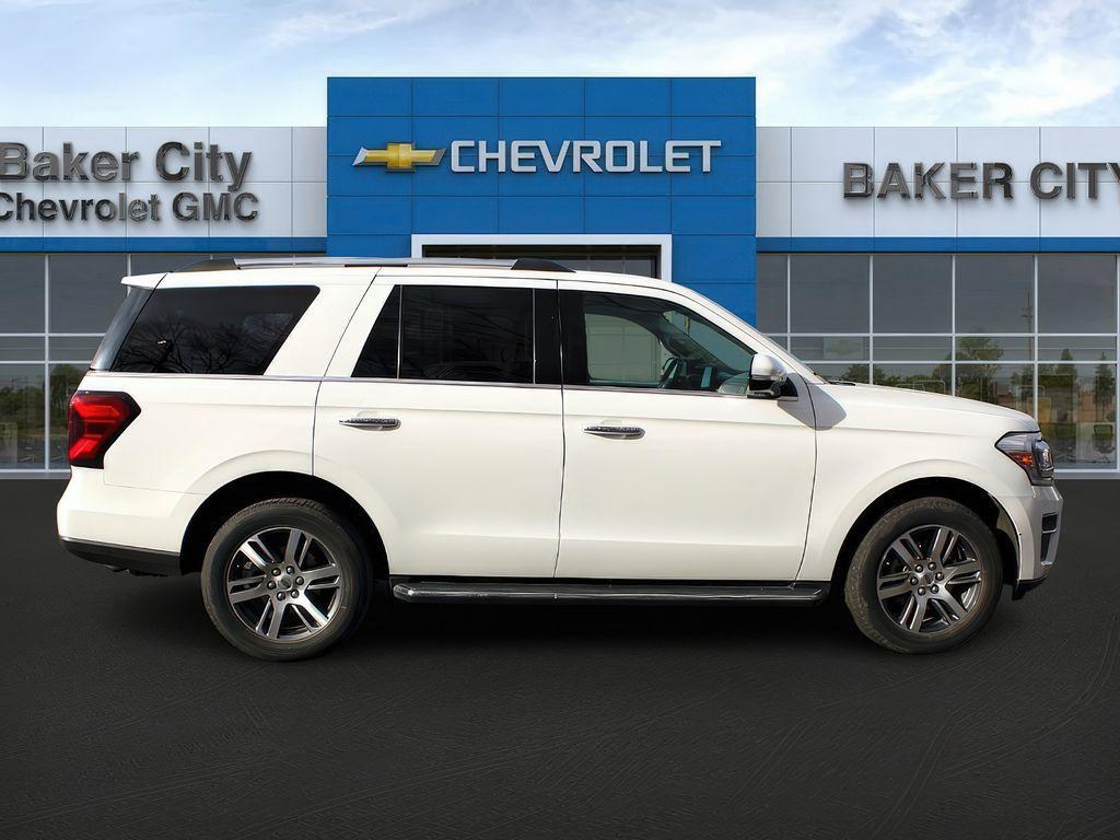 used 2023 Ford Expedition car, priced at $41,899