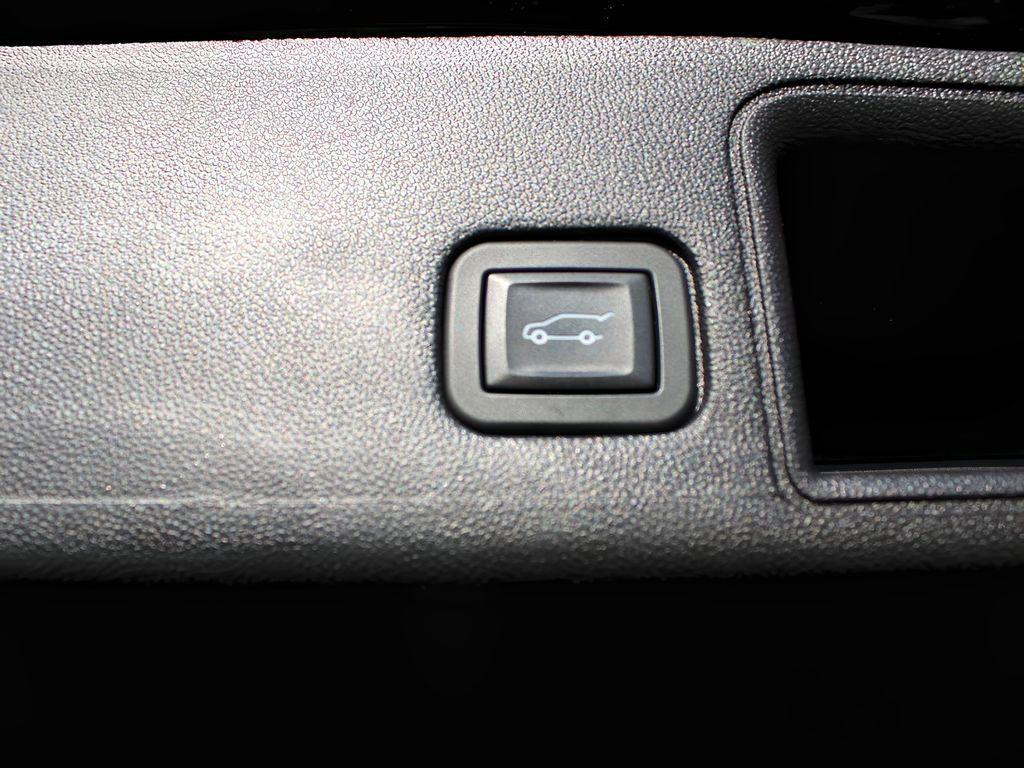 used 2024 GMC Terrain car, priced at $24,199