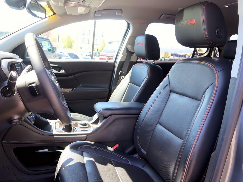 used 2022 GMC Acadia car, priced at $25,699