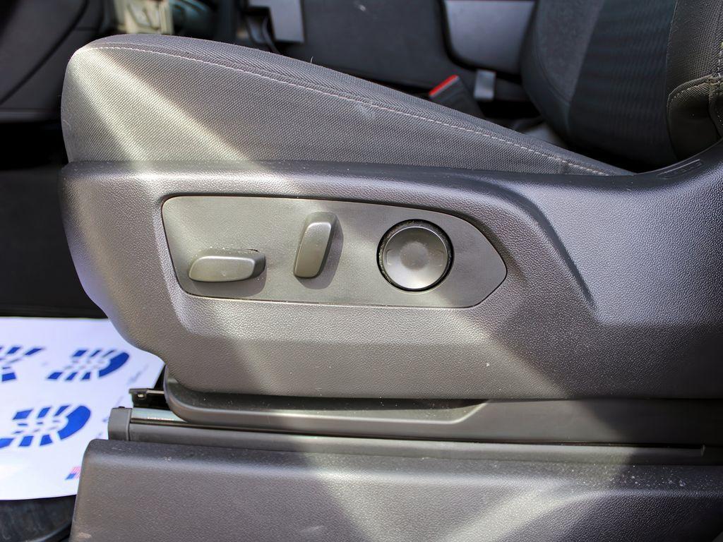 used 2024 Chevrolet Silverado 1500 car, priced at $38,999