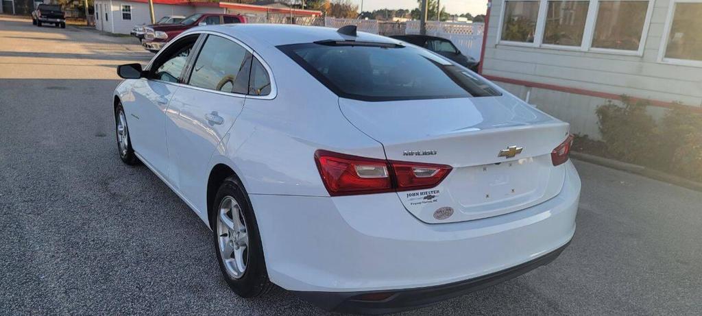used 2016 Chevrolet Malibu car, priced at $9,550