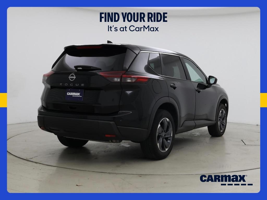 used 2025 Nissan Rogue car, priced at $22,998