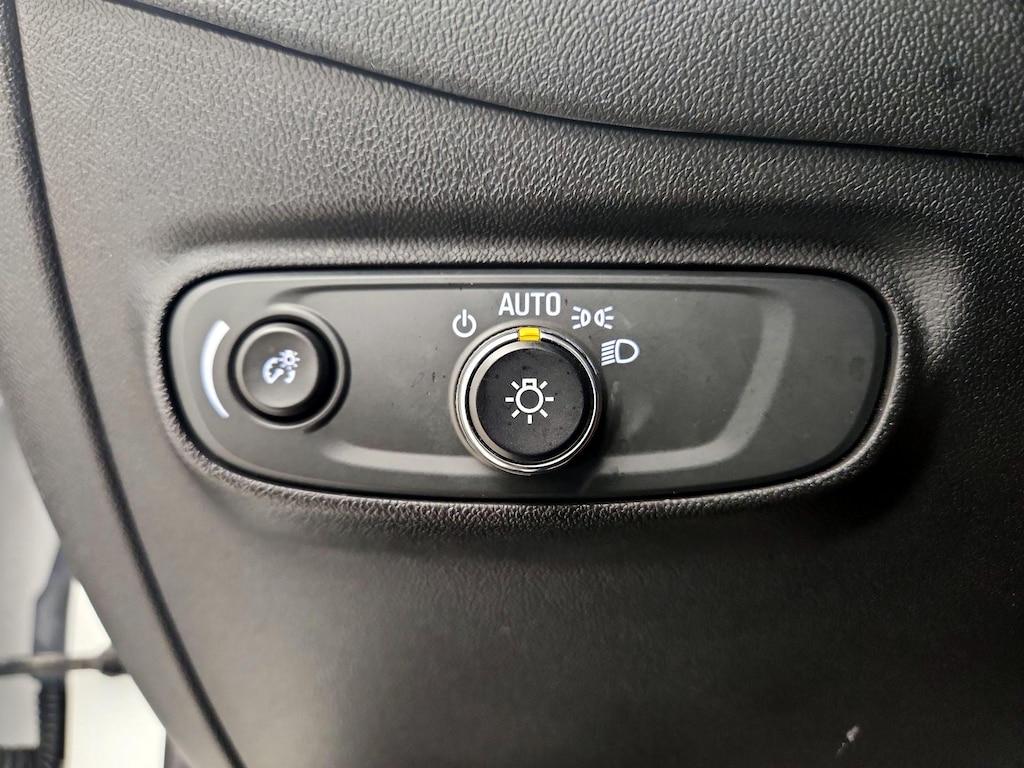 used 2022 Chevrolet Equinox car, priced at $20,998