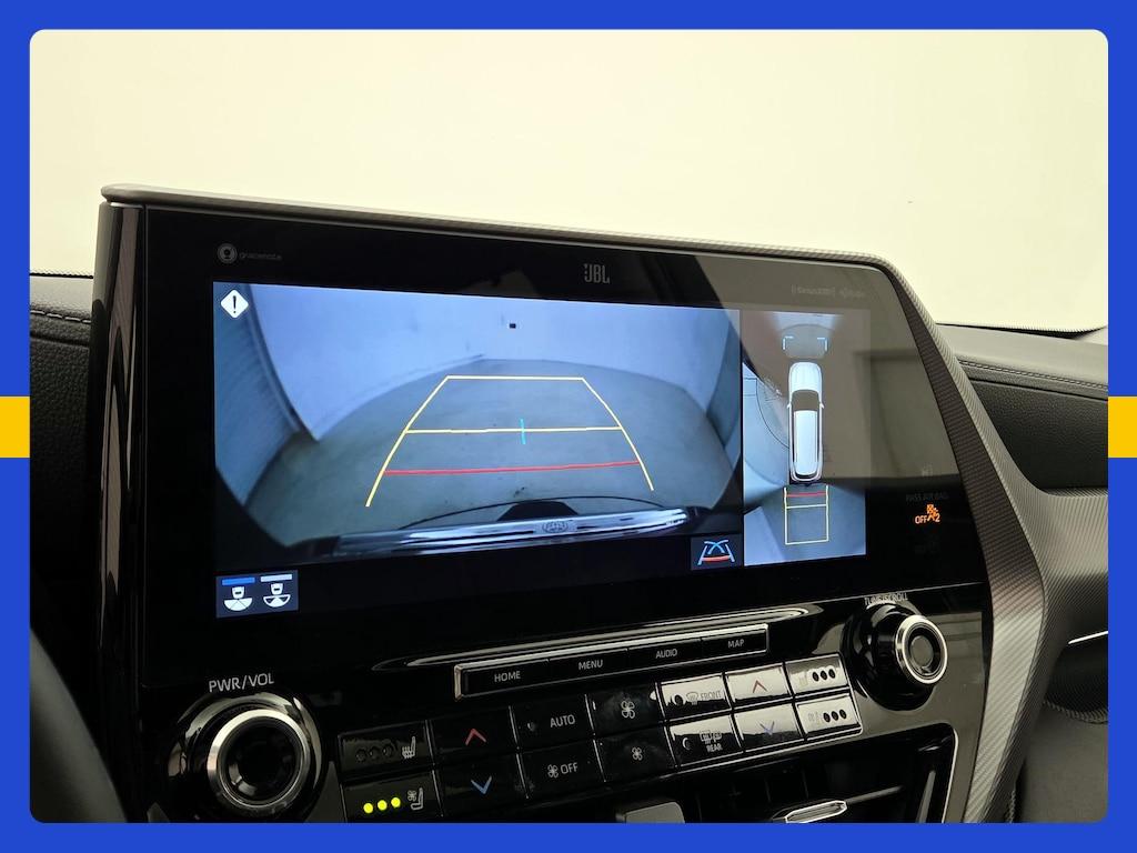 used 2022 Toyota Highlander car, priced at $39,998