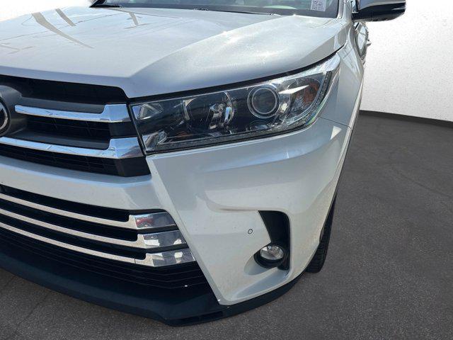 used 2019 Toyota Highlander car, priced at $26,991