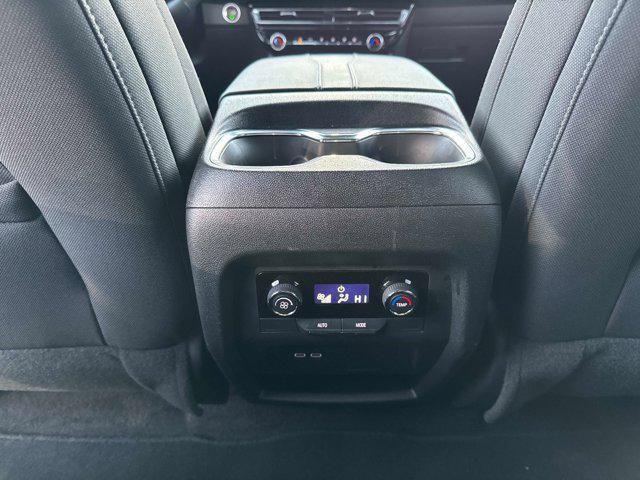 used 2025 Chevrolet Traverse car, priced at $32,995