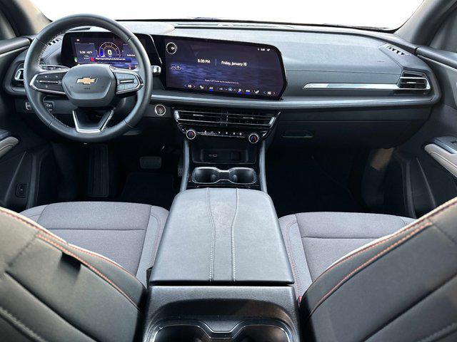 used 2025 Chevrolet Traverse car, priced at $32,995