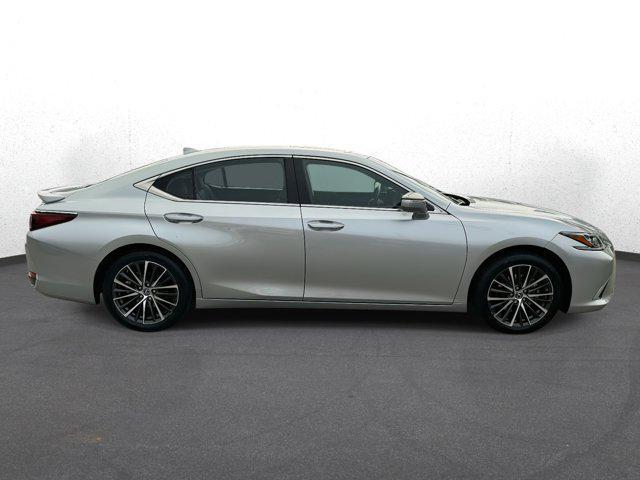 used 2023 Lexus ES 300h car, priced at $38,997