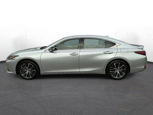 used 2023 Lexus ES 300h car, priced at $38,997