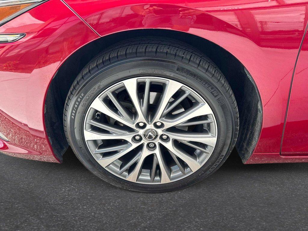 used 2019 Lexus ES 350 car, priced at $25,086