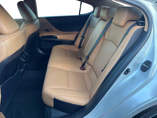 used 2023 Lexus ES 350 car, priced at $39,991