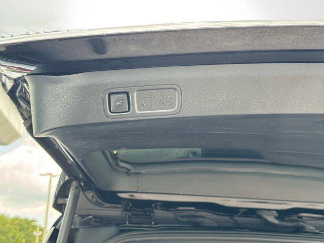 used 2020 Ford Expedition car, priced at $33,991