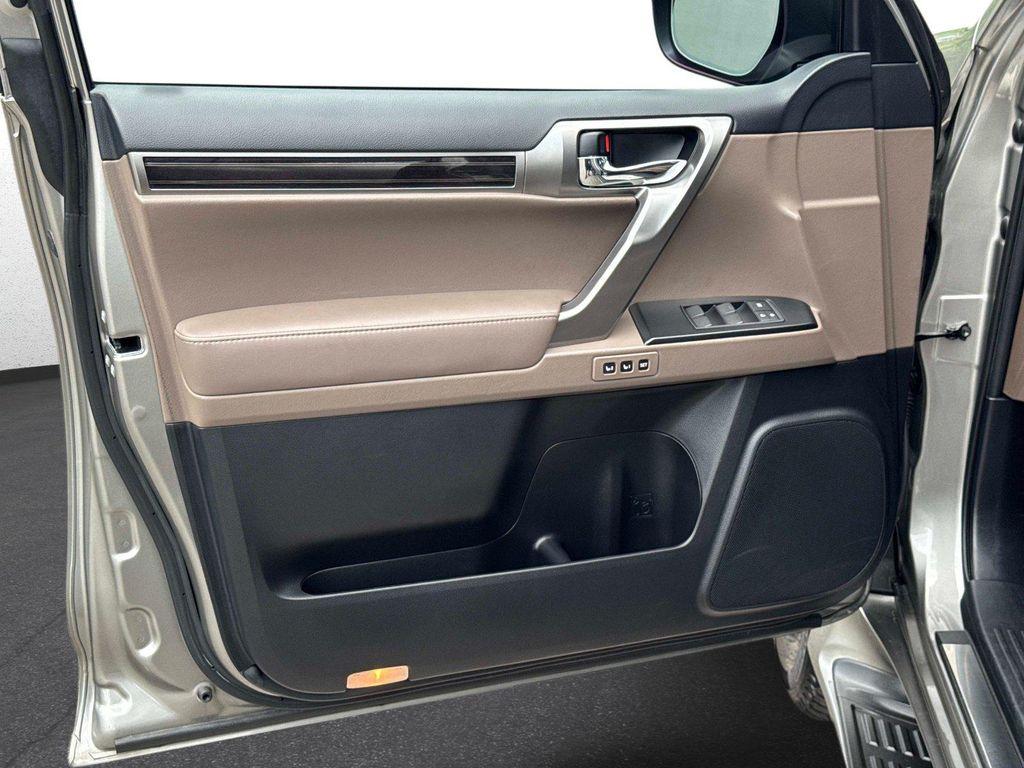 used 2023 Lexus GX 460 car, priced at $58,986