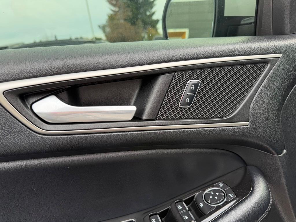 used 2015 Ford Edge car, priced at $9,998