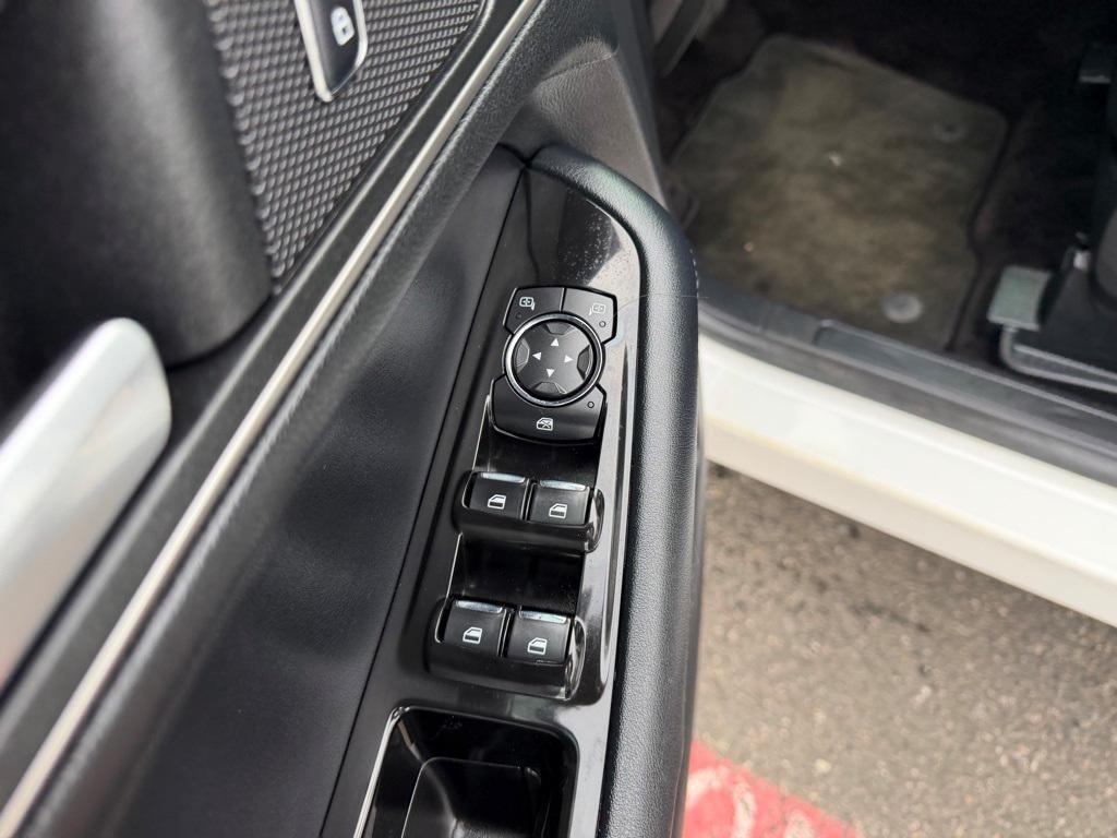 used 2015 Ford Edge car, priced at $9,998