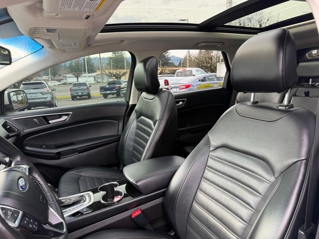 used 2015 Ford Edge car, priced at $9,998