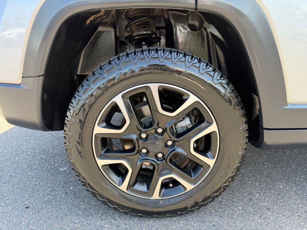 used 2020 Jeep Compass car, priced at $17,191