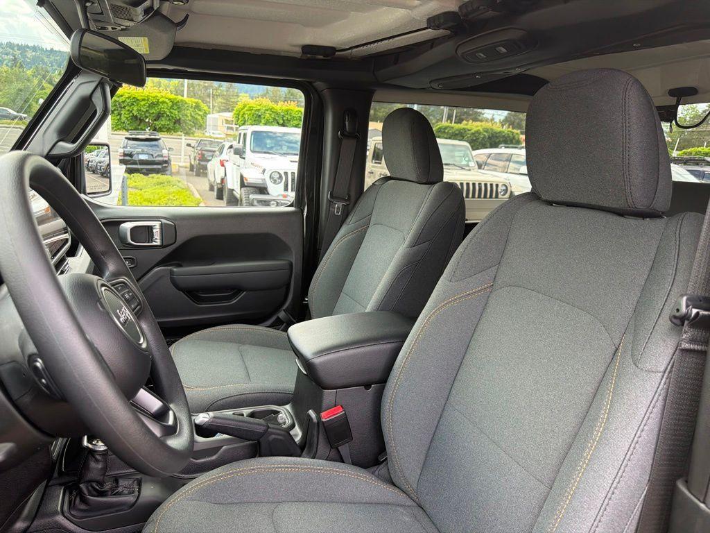 new 2026 Jeep Wrangler car, priced at $41,105