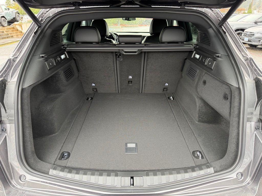 new 2026 Alfa Romeo Stelvio car, priced at $58,992