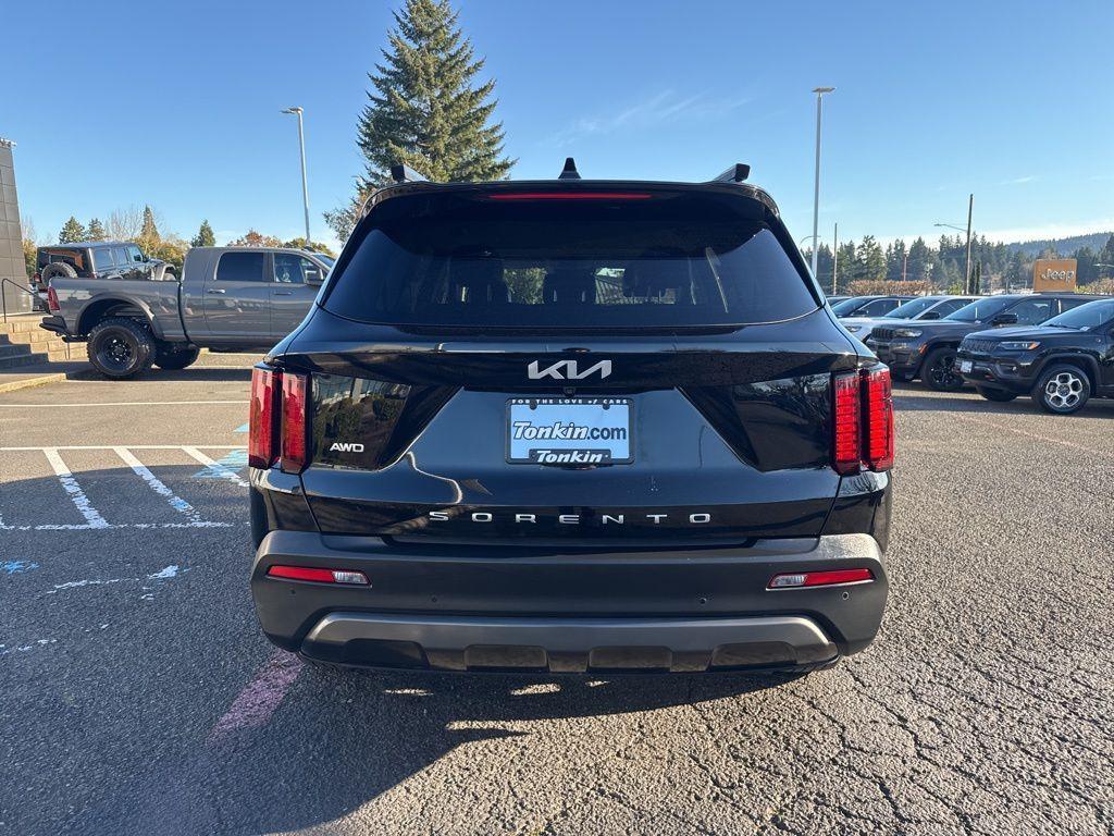 used 2022 Kia Sorento car, priced at $28,280