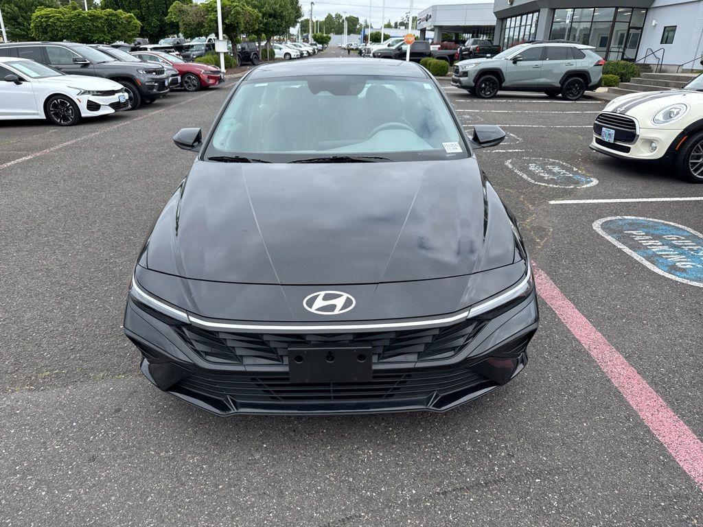 used 2024 Hyundai Elantra car