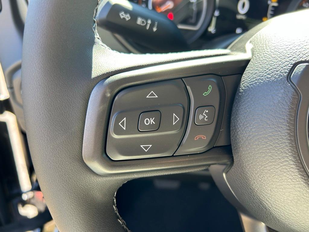 new 2025 Jeep Gladiator car, priced at $44,992