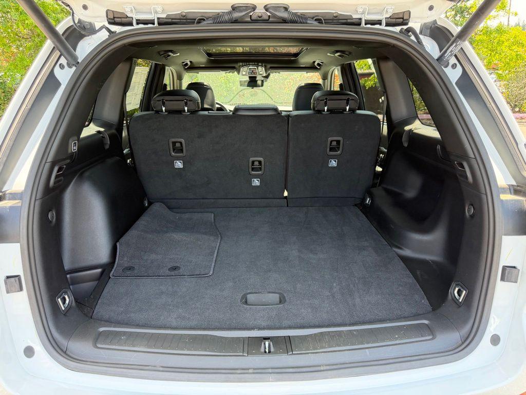 new 2025 Jeep Grand Cherokee car, priced at $46,560