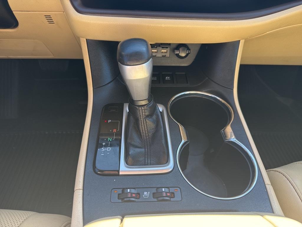 used 2019 Toyota Highlander Hybrid car, priced at $34,480