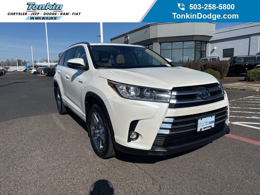 used 2019 Toyota Highlander Hybrid car, priced at $34,480