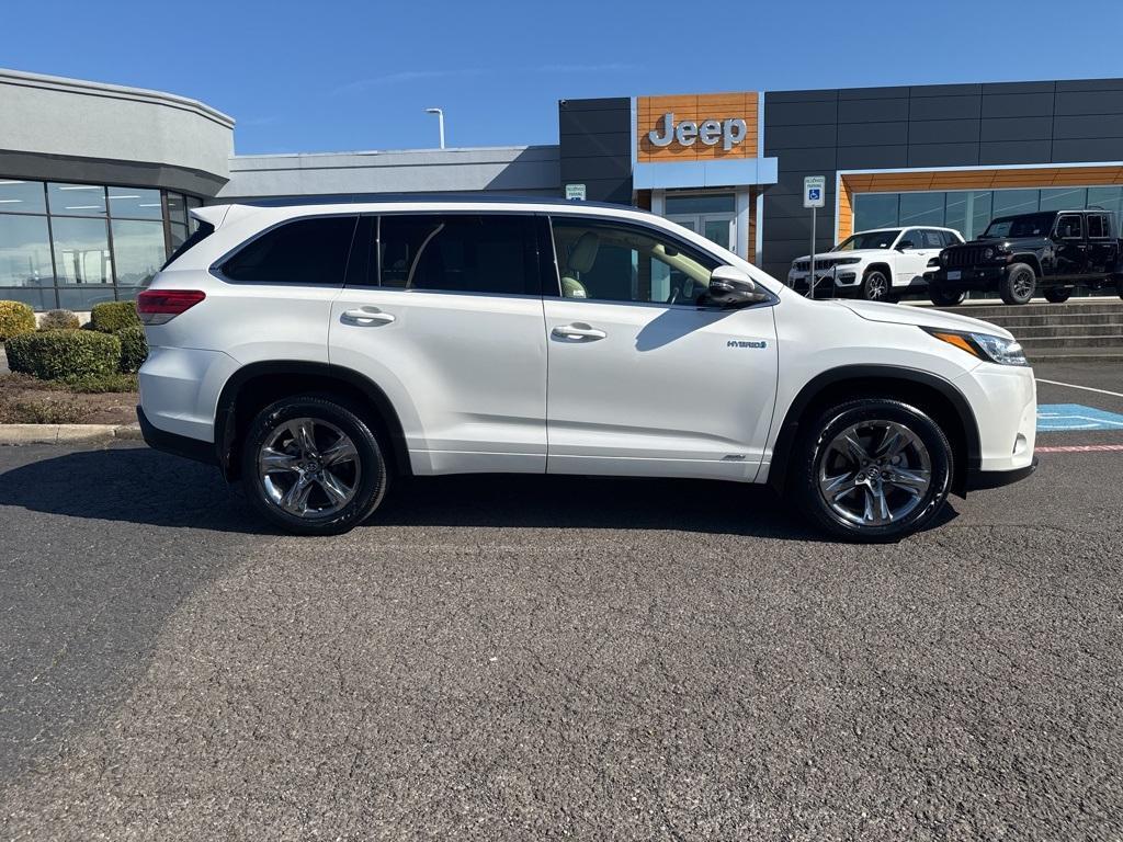used 2019 Toyota Highlander Hybrid car, priced at $34,480