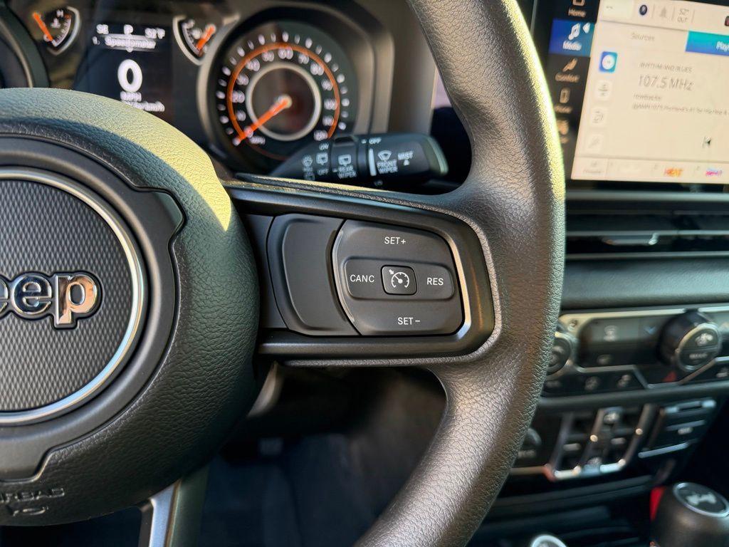 new 2026 Jeep Wrangler car, priced at $45,075
