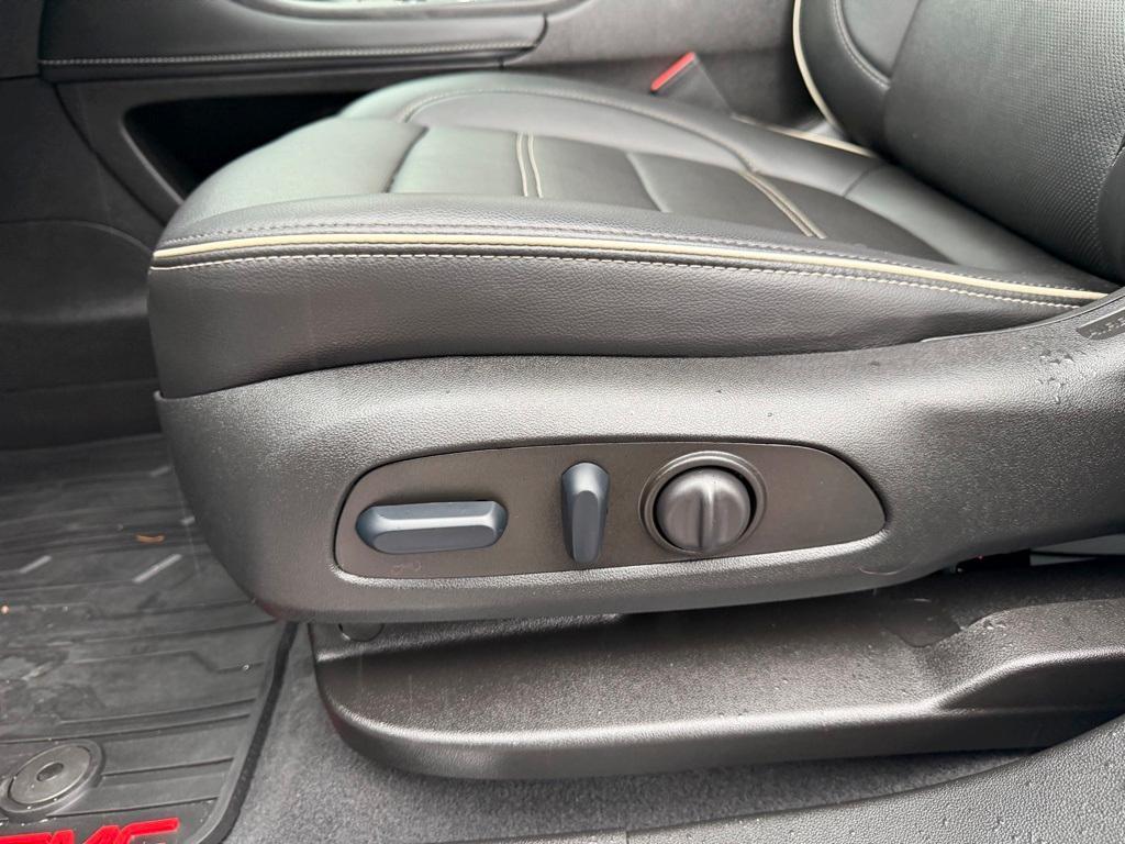 used 2023 GMC Acadia car, priced at $35,990