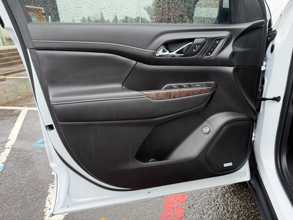 used 2023 GMC Acadia car, priced at $35,990