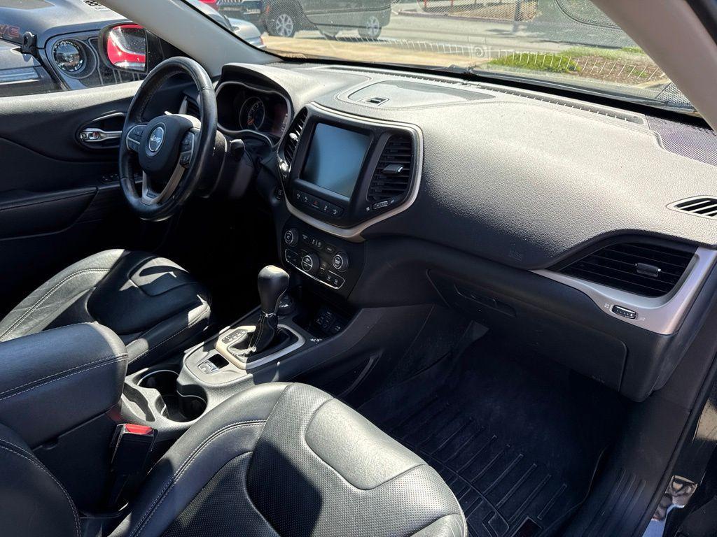 used 2015 Jeep Cherokee car, priced at $13,480