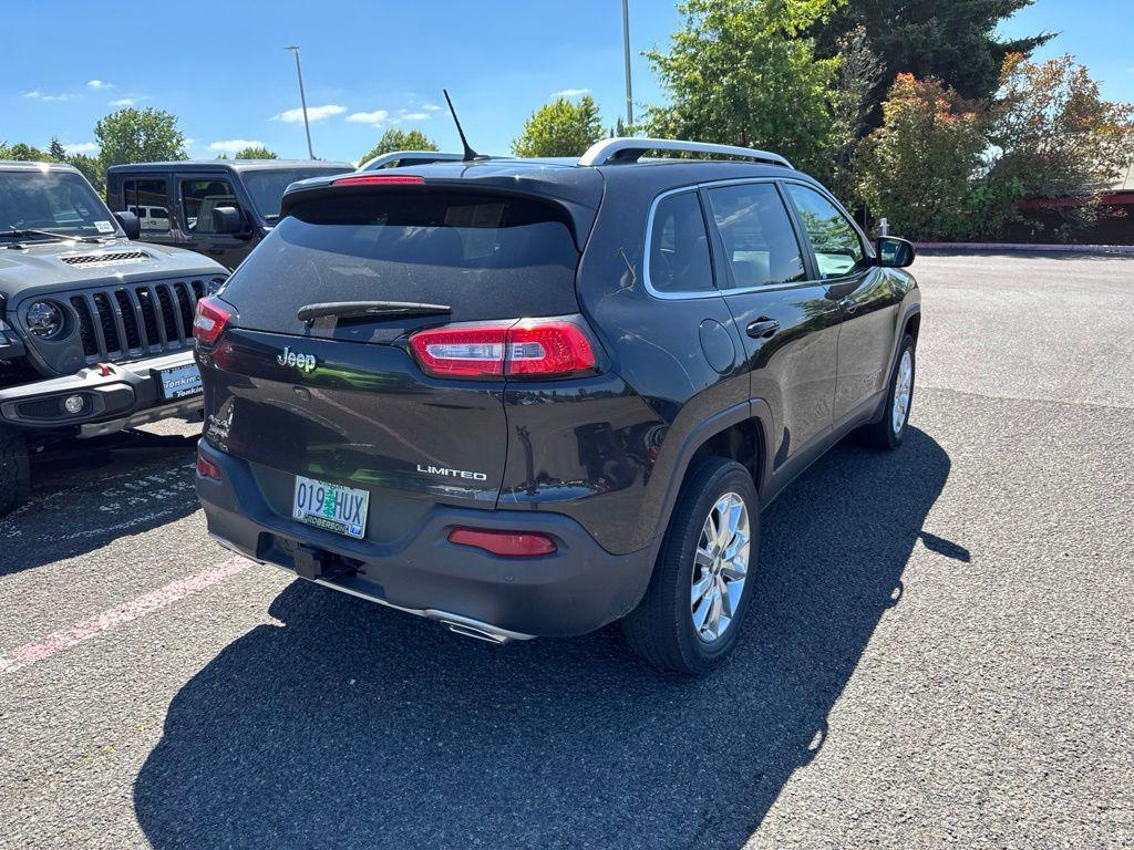 used 2015 Jeep Cherokee car, priced at $13,480
