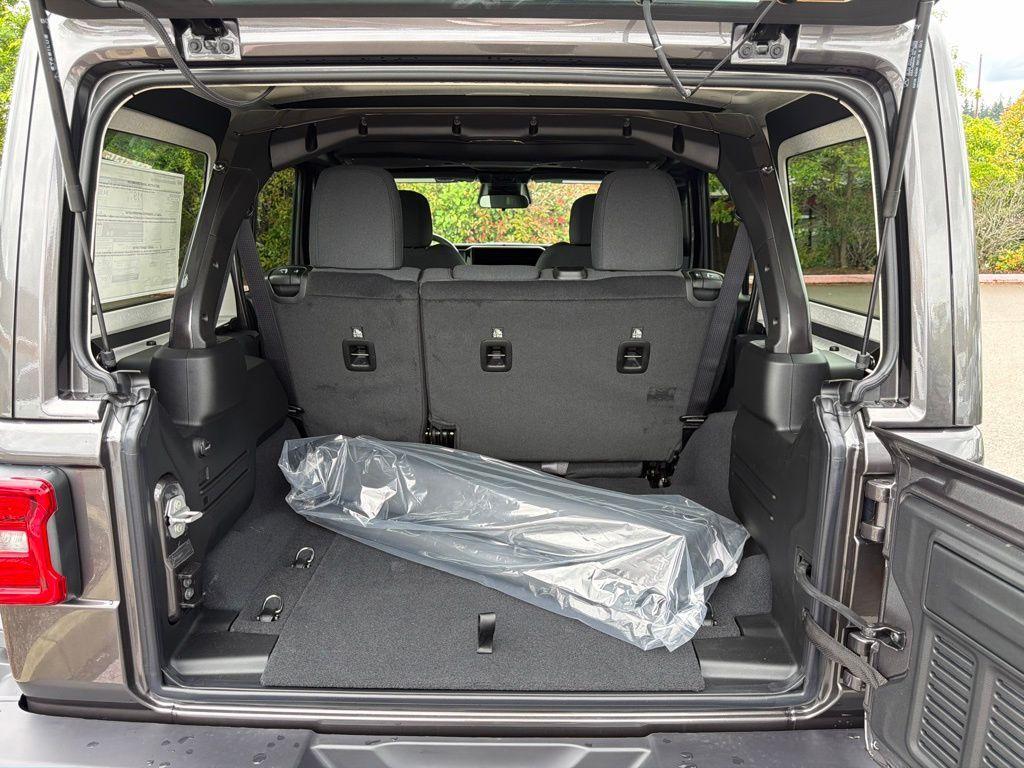 new 2026 Jeep Wrangler car, priced at $51,492