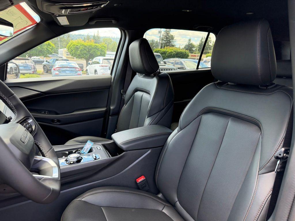new 2026 Jeep Cherokee car, priced at $40,992