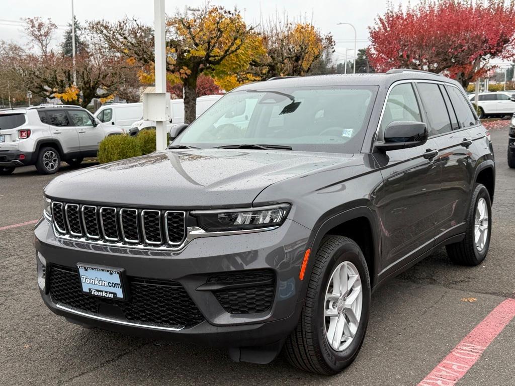 used 2024 Jeep Grand Cherokee car, priced at $24,990