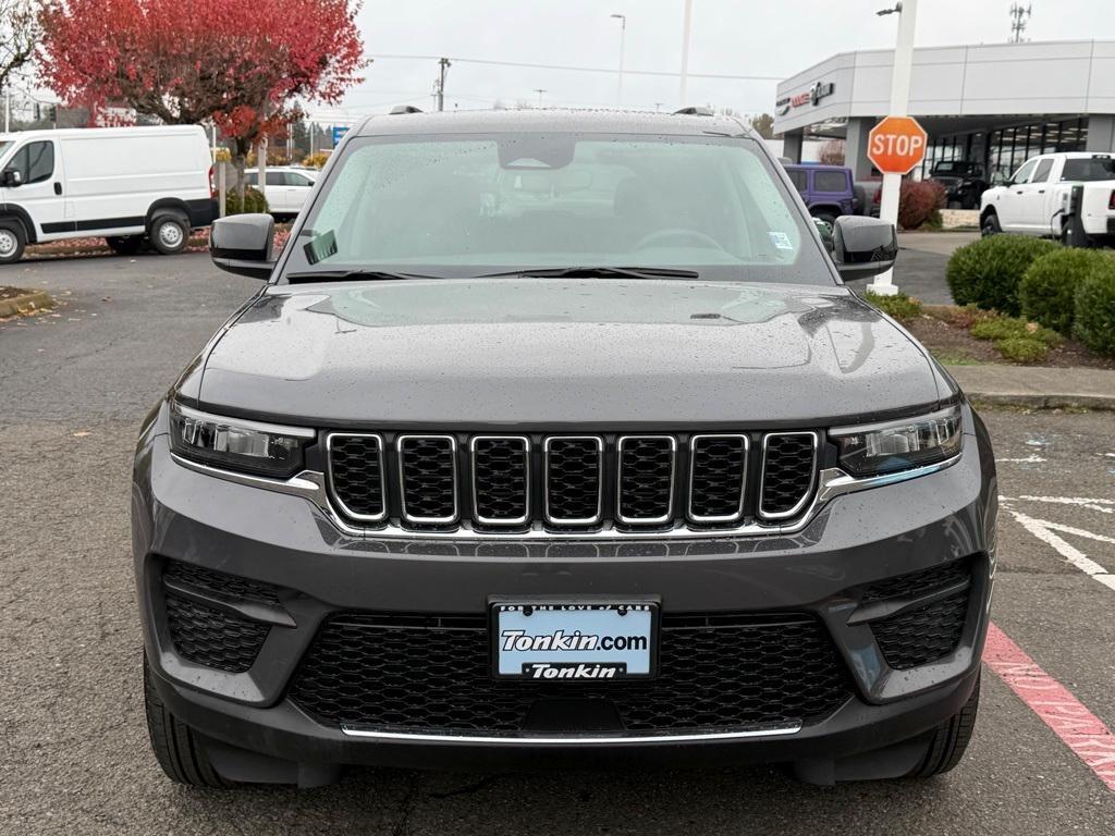 used 2024 Jeep Grand Cherokee car, priced at $24,990