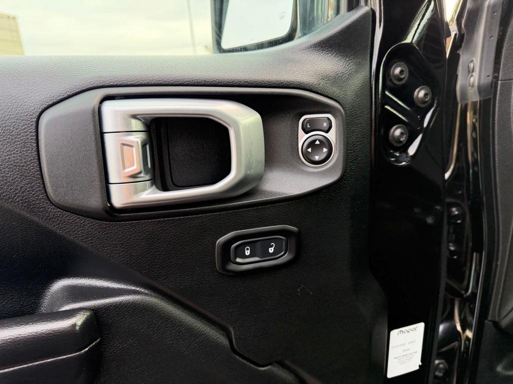 used 2020 Jeep Wrangler Unlimited car, priced at $35,550