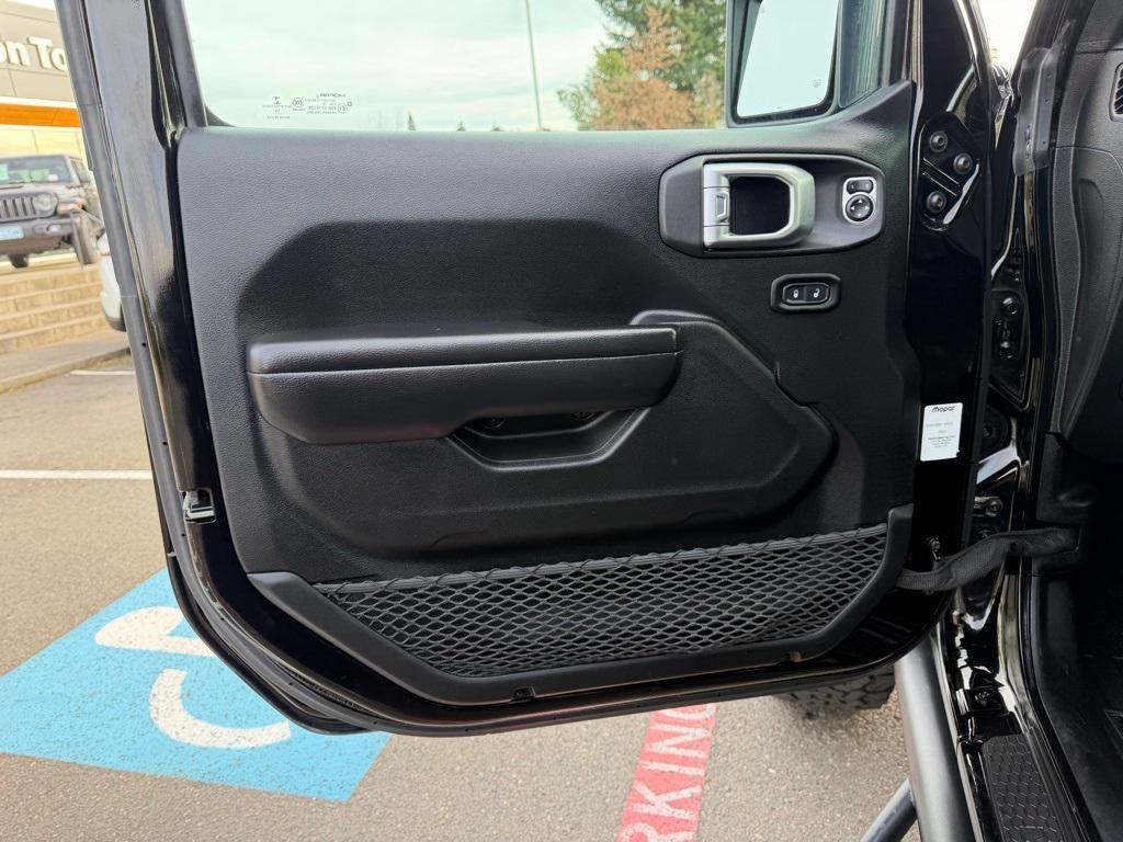 used 2020 Jeep Wrangler Unlimited car, priced at $35,550