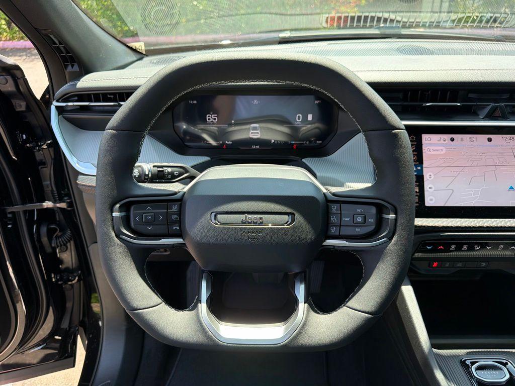 new 2026 Jeep Cherokee car, priced at $41,310