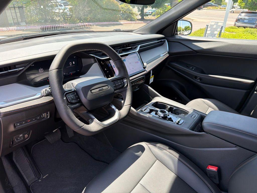 new 2026 Jeep Cherokee car, priced at $41,310